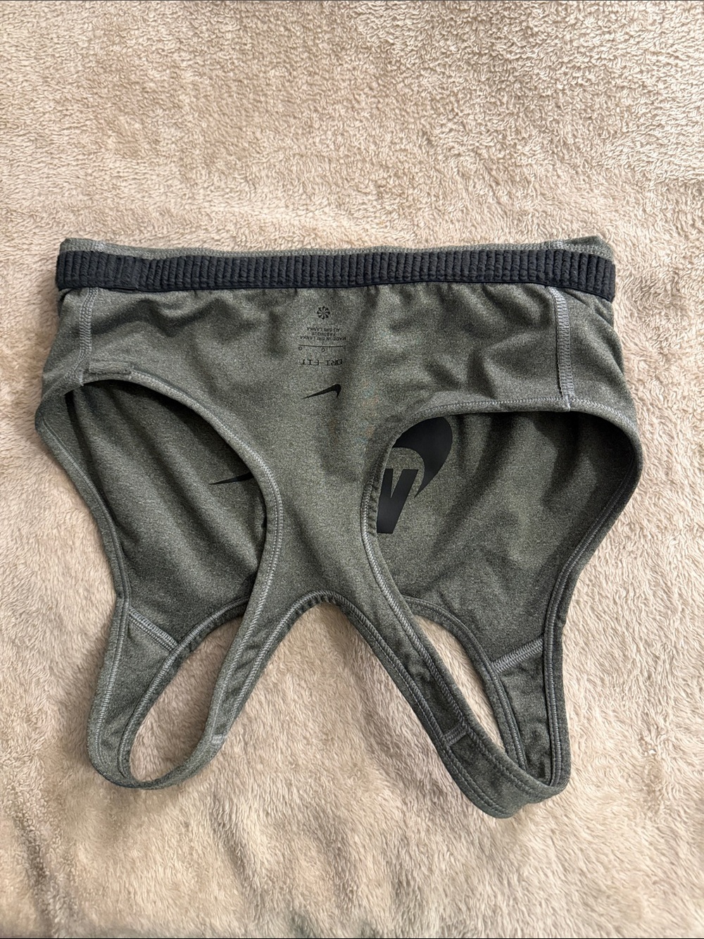 Nike Sports Bra Duo - Black & Grey - Picture 5 of 10